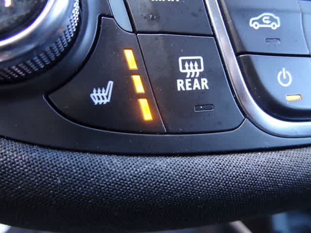 Thumbnail: 2024 Chevrolet Malibu - 26