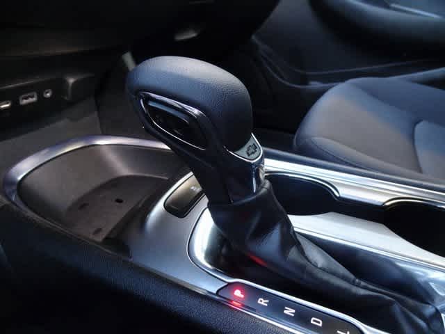 Thumbnail: 2023 Chevrolet Malibu - 29