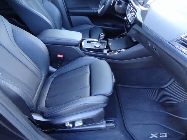 Thumbnail: 2023 BMW X3 - 16
