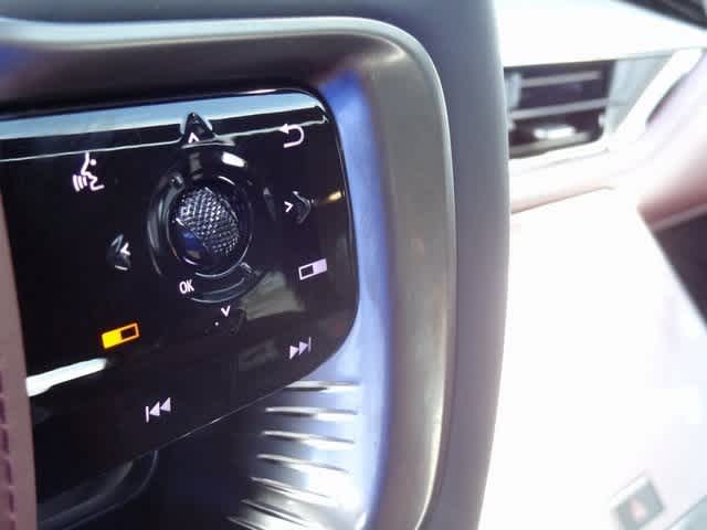 Thumbnail: 2026 INFINITI QX80 - 30