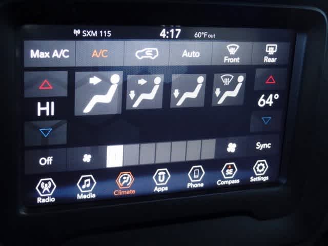 Thumbnail: 2018 Jeep Renegade - 22