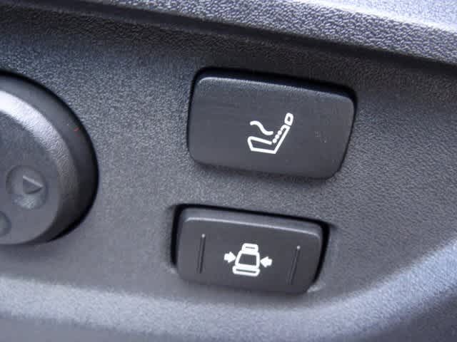 Thumbnail: 2026 INFINITI QX80 - 23