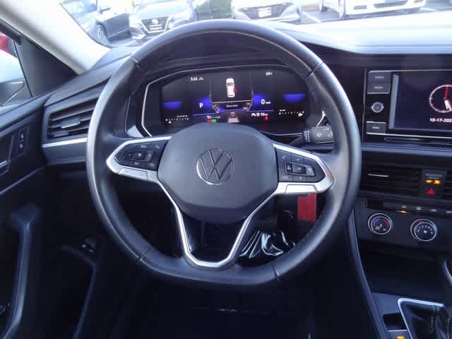 Thumbnail: 2024 Volkswagen Jetta - 10