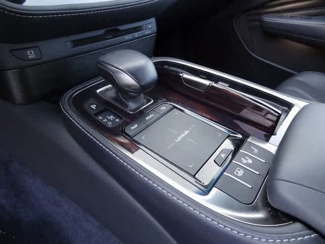 Thumbnail: 2022 Lexus LS - 8