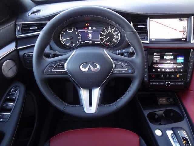 Thumbnail: 2025 INFINITI QX50 - 10