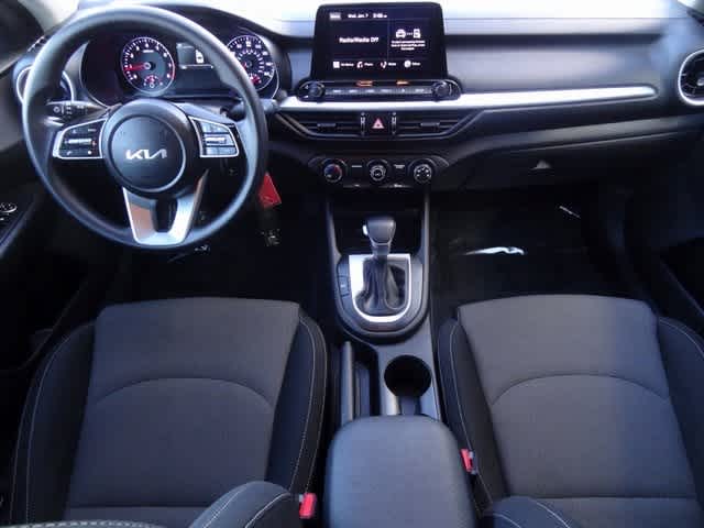 Thumbnail: 2023 Kia Forte - 10