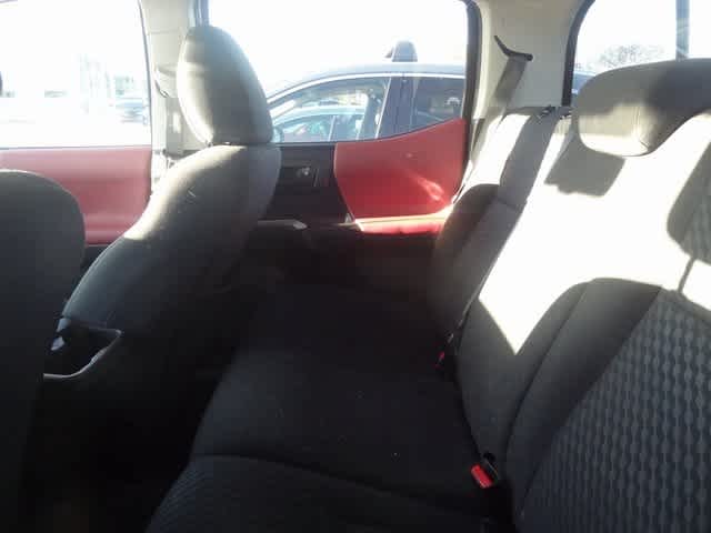 Thumbnail: 2021 Toyota Tacoma - 9