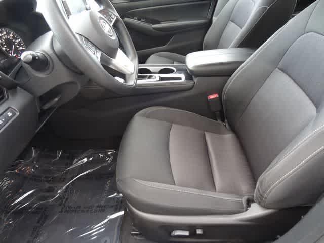 Thumbnail: 2023 Nissan Altima - 6