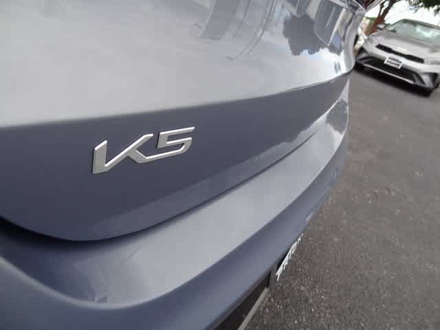 Thumbnail: 2023 Kia K5 - 33