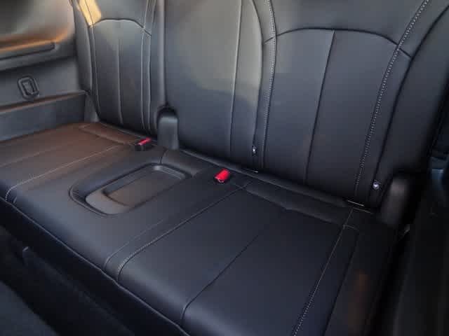 Thumbnail: 2026 INFINITI QX60 - 9