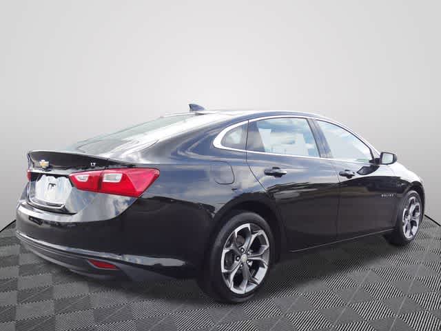 Thumbnail: 2023 Chevrolet Malibu - 3