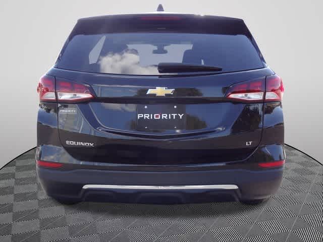 Thumbnail: 2023 Chevrolet Equinox - 3