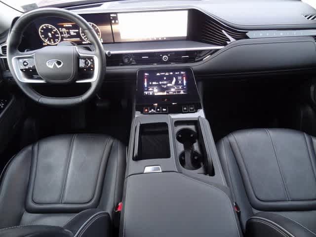 Thumbnail: 2025 INFINITI QX80 - 18