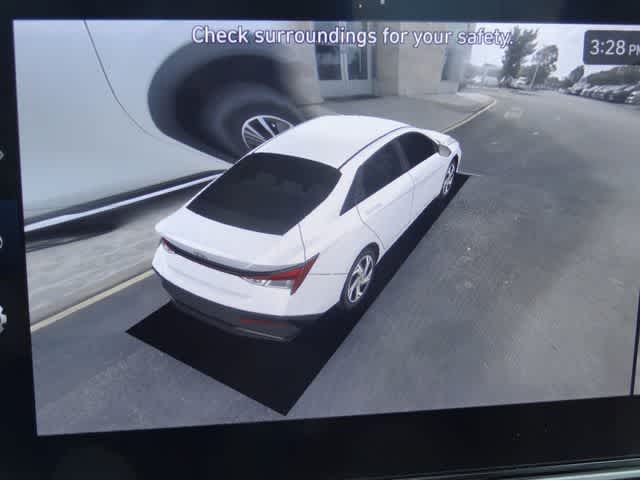 Thumbnail: 2024 Hyundai Elantra - 26