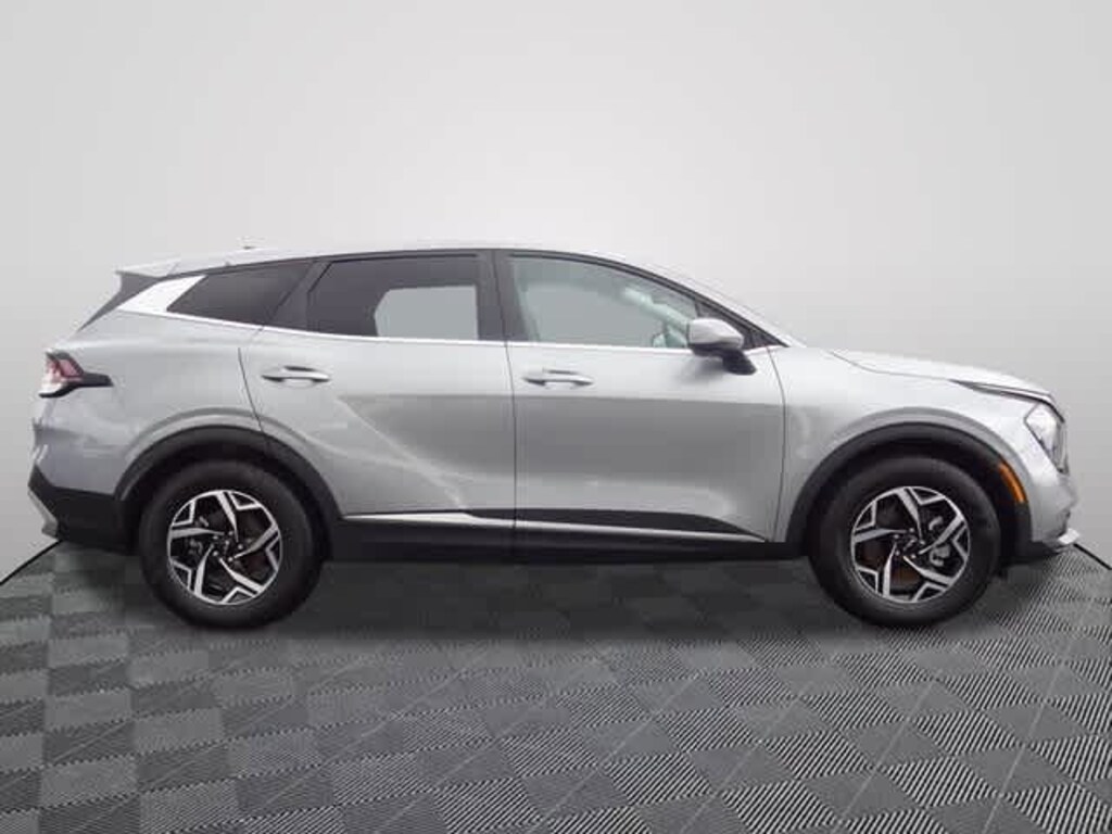 Used 2023 Kia Sportage LX SUV