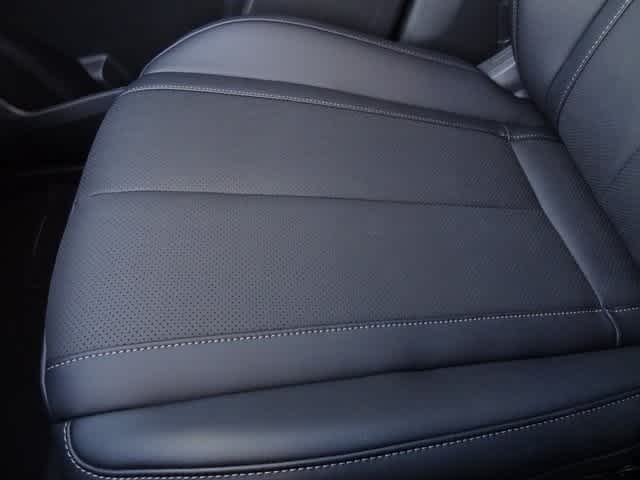 Thumbnail: 2026 INFINITI QX60 - 25