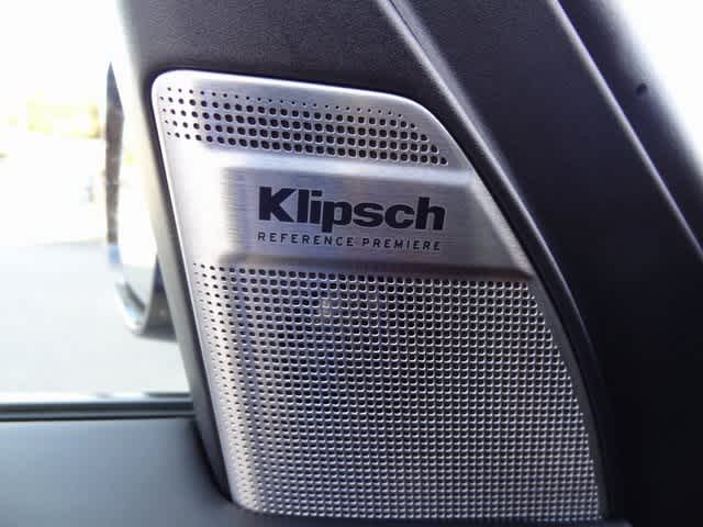 Thumbnail: 2026 INFINITI QX80 - 28