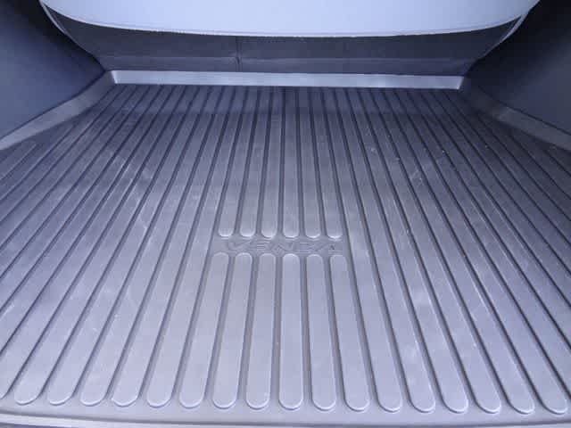 Thumbnail: 2023 Toyota Venza - 8