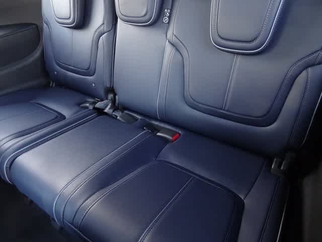 Thumbnail: 2026 INFINITI QX80 - 10