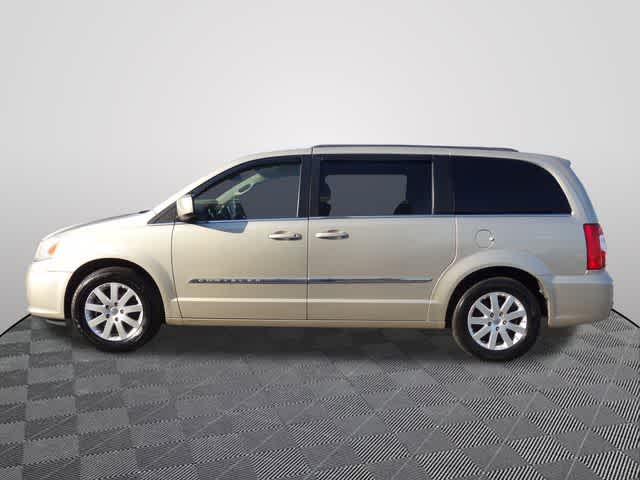 Thumbnail: 2014 Chrysler Town & Country - 2