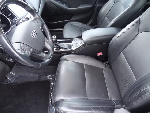 Thumbnail: 2016 Kia Cadenza - 6