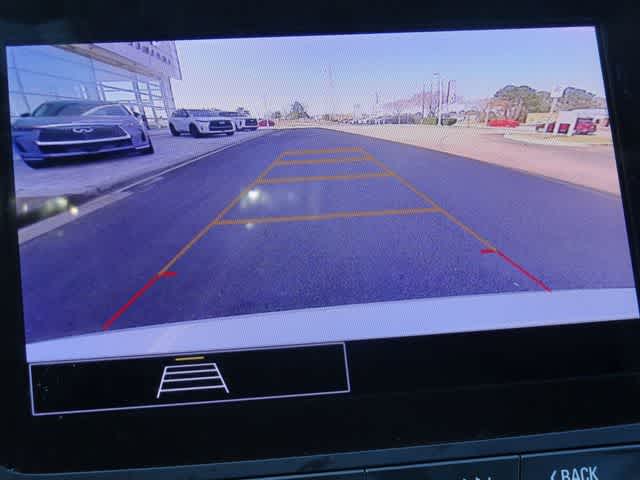 Thumbnail: 2024 Chevrolet Malibu - 24