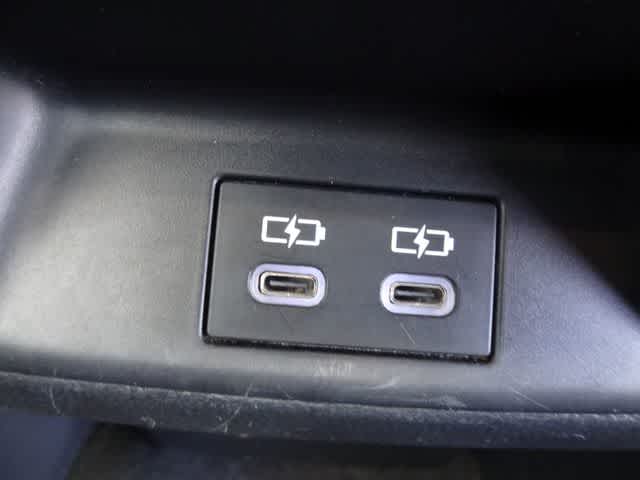 Thumbnail: 2023 Toyota Corolla - 10