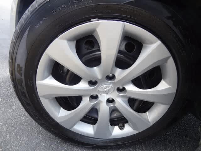 Thumbnail: 2023 Toyota Corolla - 31