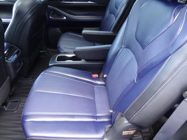 Thumbnail: 2026 INFINITI QX60 - 9