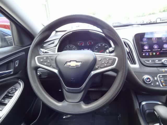 Thumbnail: 2022 Chevrolet Malibu - 12