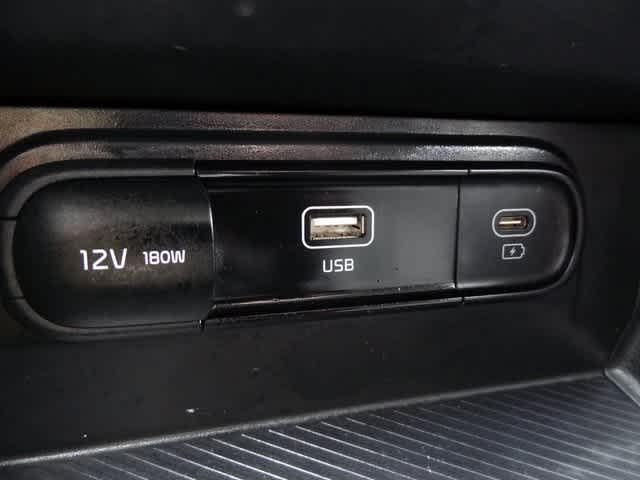 Thumbnail: 2023 Kia Sportage - 24