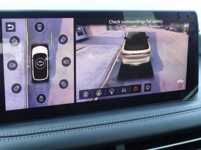 Thumbnail: 2026 INFINITI QX60 - 25