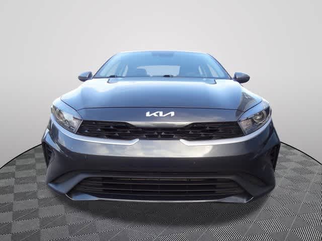 Thumbnail: 2023 Kia Forte - 5