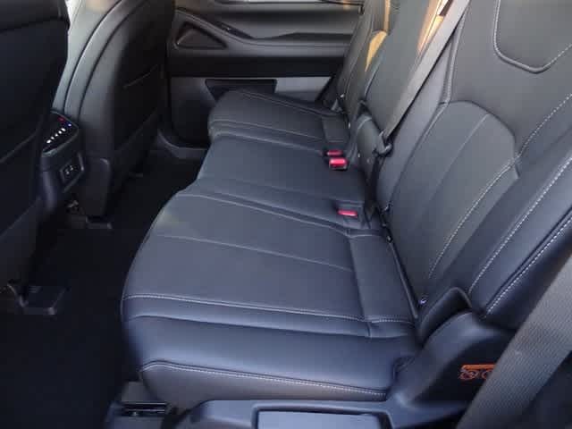 Thumbnail: 2026 INFINITI QX60 - 8