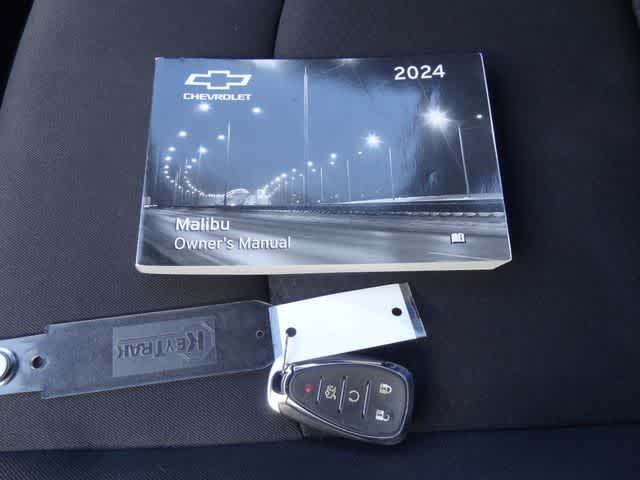 Thumbnail: 2024 Chevrolet Malibu - 29