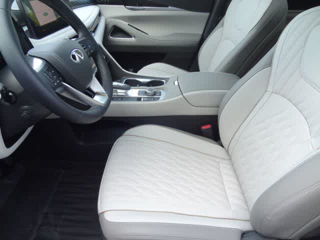 Thumbnail: 2026 INFINITI QX60 - 6