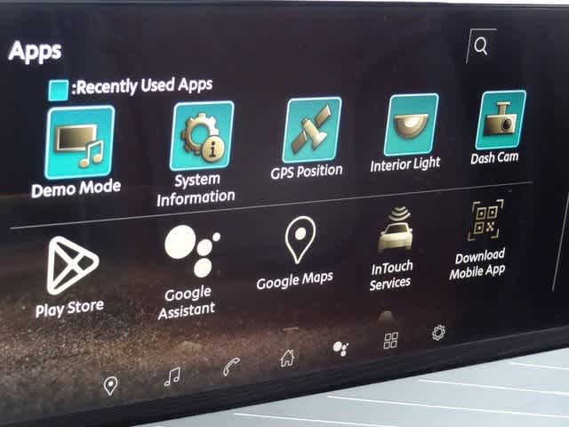 Thumbnail: 2026 INFINITI QX80 - 25