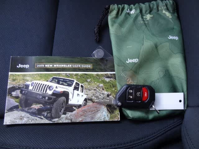 Thumbnail: 2019 Jeep Wrangler - 35