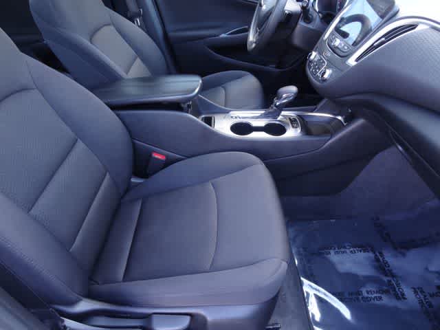 Thumbnail: 2024 Chevrolet Malibu - 12