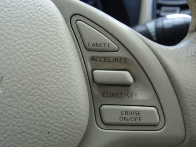 Thumbnail: 2010 INFINITI EX35 - 18