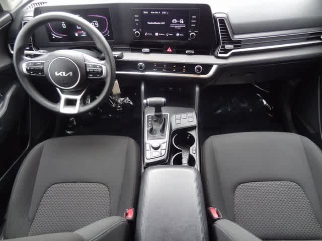 Thumbnail: 2023 Kia Sportage - 10