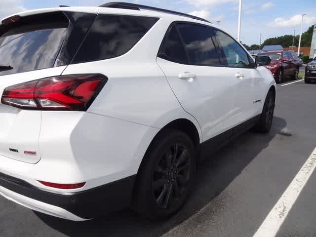 Thumbnail: 2022 Chevrolet Equinox - 3