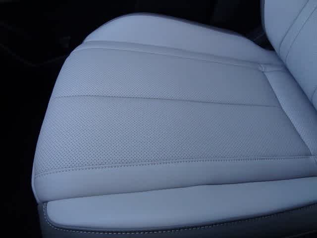 Thumbnail: 2026 INFINITI QX60 - 32