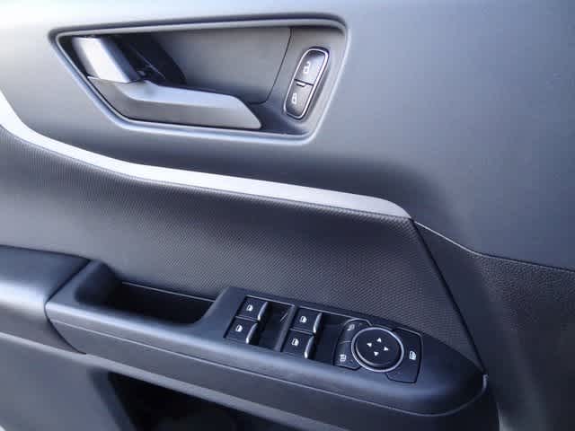 Thumbnail: 2022 Ford Bronco Sport - 15