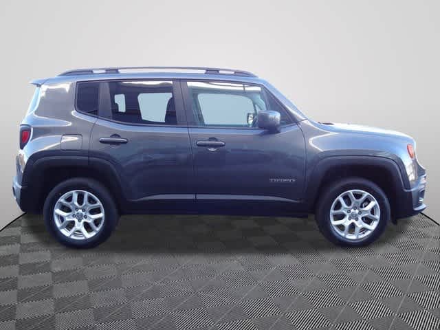 Thumbnail: 2018 Jeep Renegade - 4