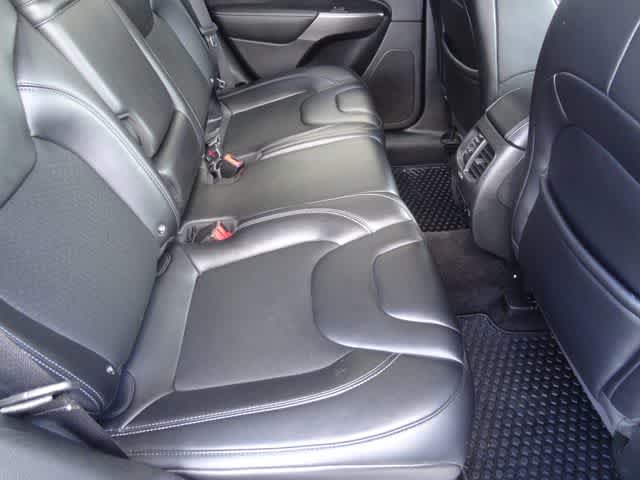 Thumbnail: 2019 Jeep Cherokee - 10