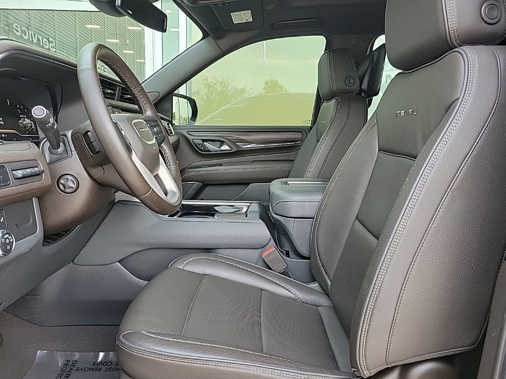 Thumbnail: 2023 GMC Yukon XL - 12