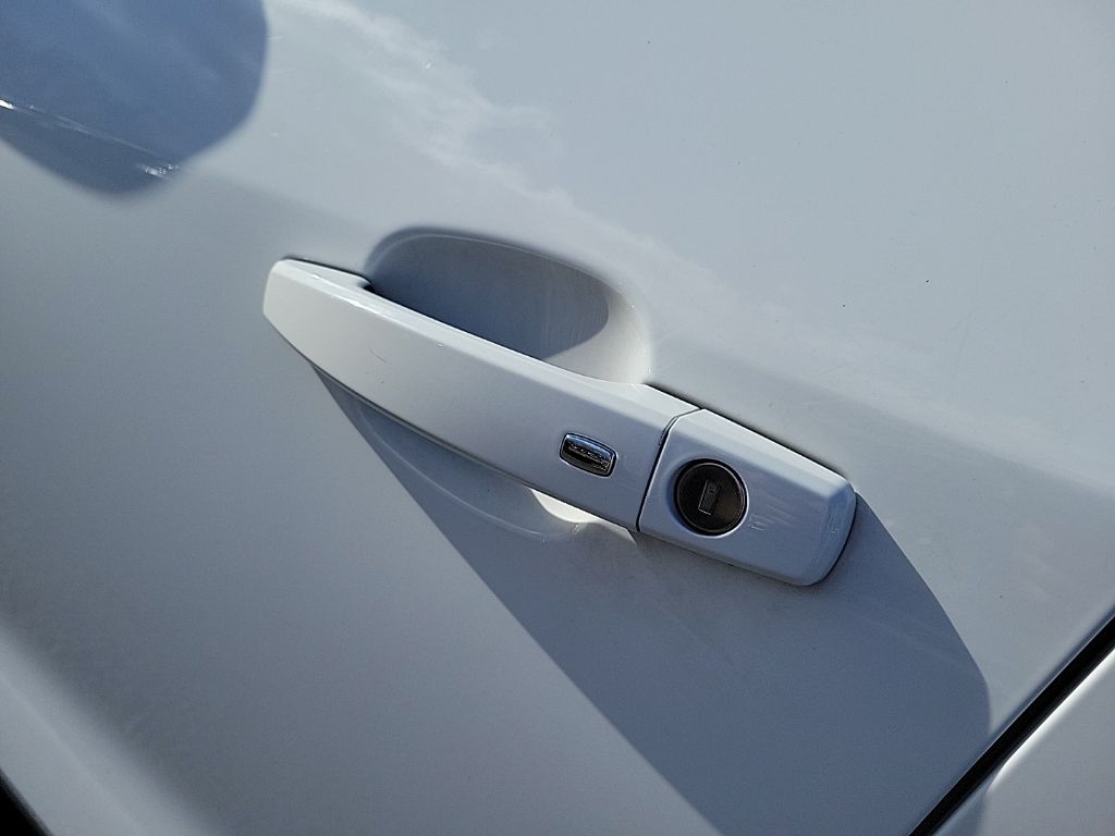 Thumbnail: 2021 Chevrolet Trax - 10