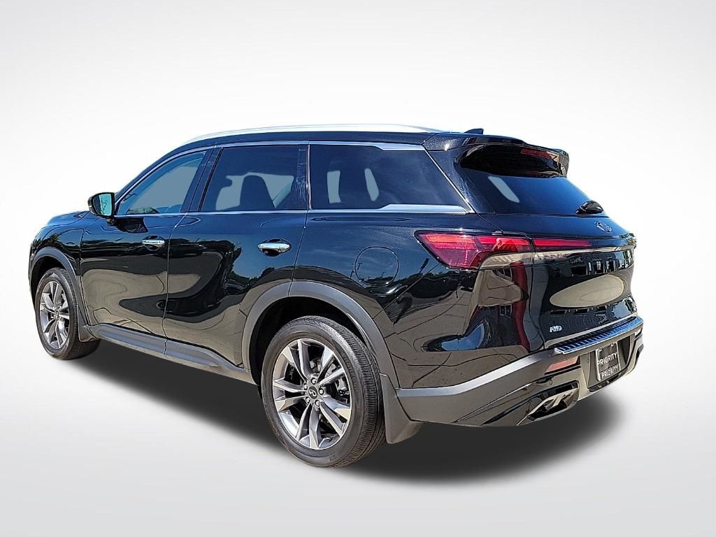 Thumbnail: 2023 INFINITI QX60 - 3