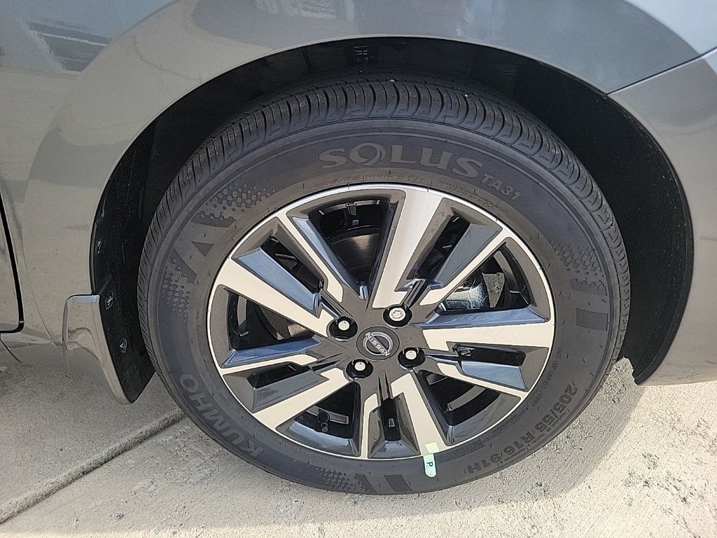 Thumbnail: 2025 Nissan Versa - 9